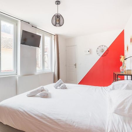 S&K Suite Grande Rue Roubaix - Chambre Spacieuse Et Sdb Privee - Netflix Et Cuisine Exterior photo